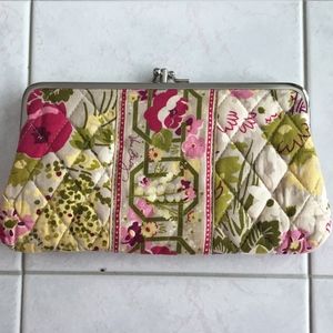 Vera Bradley Wallet-retired pattern